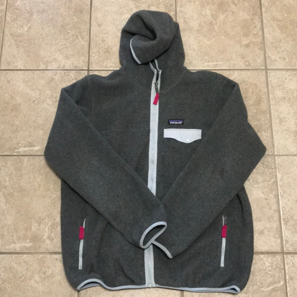 Patagonia Gray Hooded Jacket with White Trim